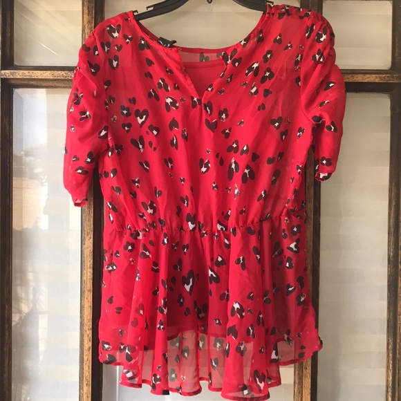 Red blouse - Picture 2 of 5